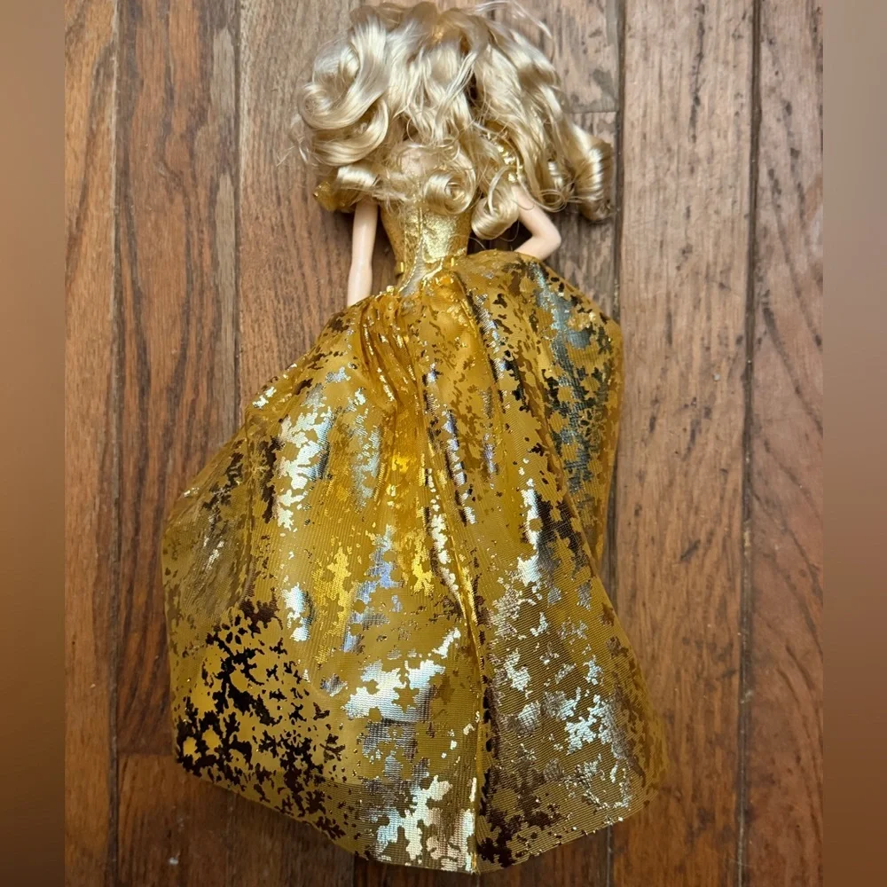 2020 Holiday Signature Barbie Doll Blonde Hair Mattel Gold Gown Dress